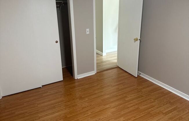 1 bed, 1 bath, $1,700, Unit 17