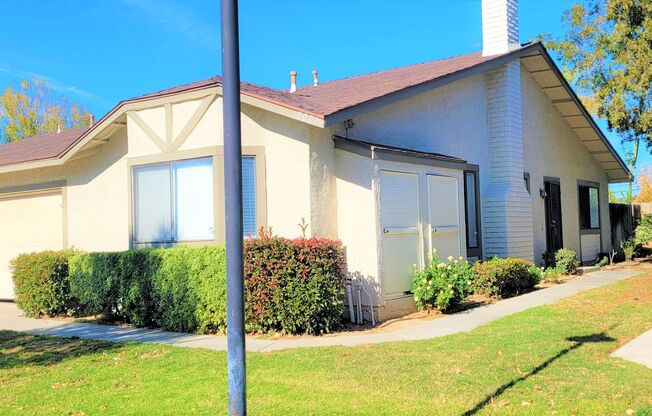 Single Story House in Beautiful Gated Community - Close to Freeway and Shopping Malls