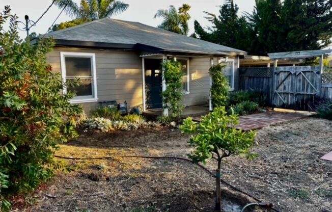 Single Level 2 Bedroom Home on the Outskirts of San Luis Obispo- 947 W. Foothill