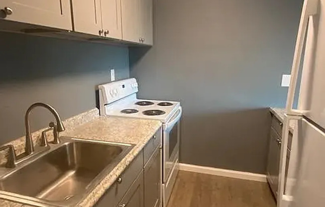 1 bed, 1 bath, $1,500, Unit #202