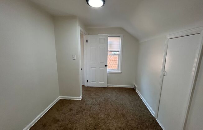 3 beds, 1 bath, $1,499