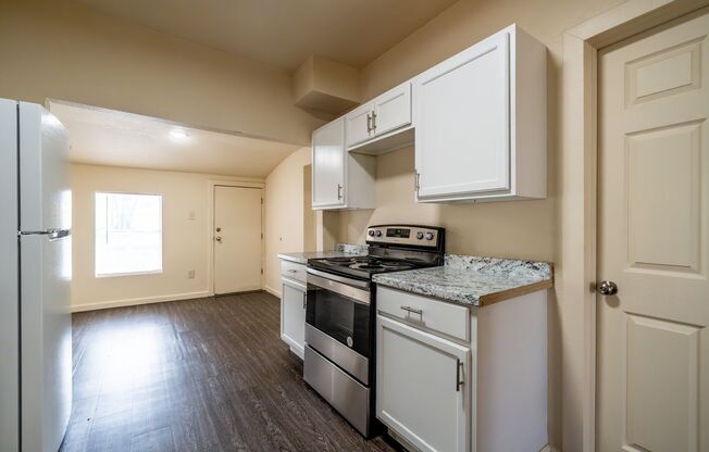 3 beds, 1 bath, $1,050