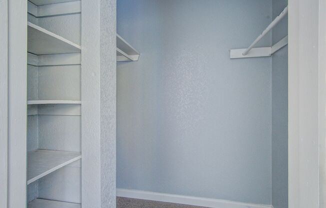 1 bed, 1 bath, 613 sqft, $850, Unit F2