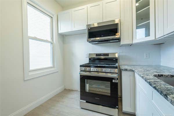 1 bed, 1 bath, $2,350