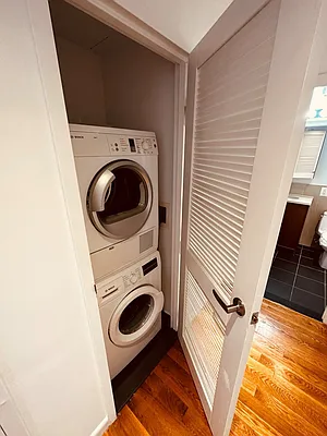 Studio, 1 bath, $3,477, Unit 14D
