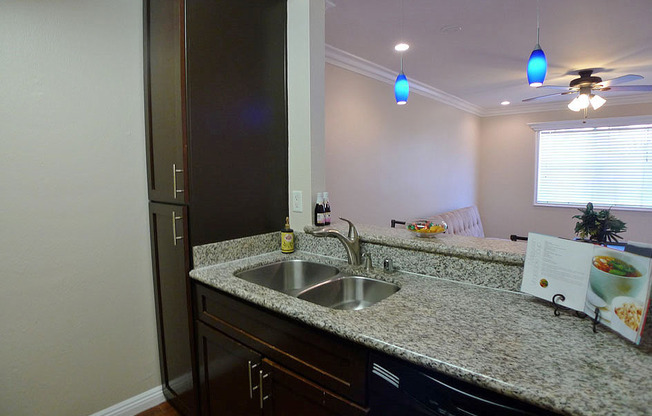 1 bed, 1 bath, 650 sqft, $2,095, Unit 216