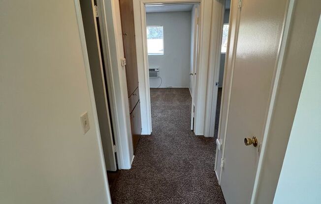 2 beds, 1 bath, $1,695