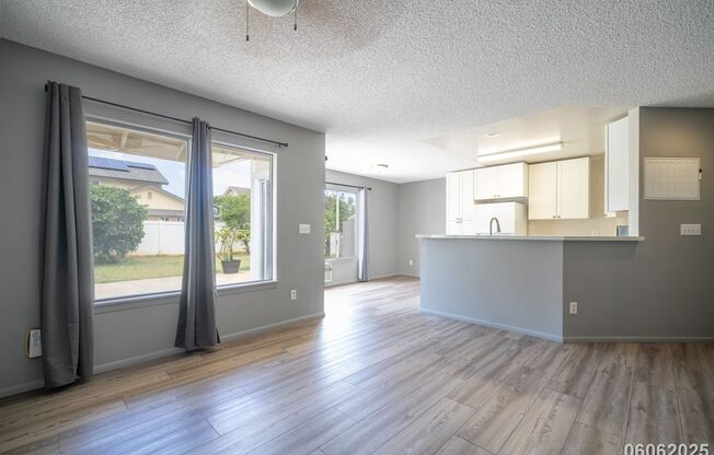 3 Bed 2.5 Bath With EV CHARGING