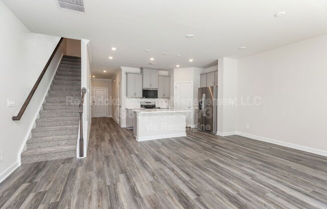 4135 SMT WOODS