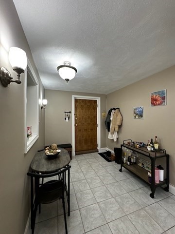 1 bed, 1 bath, 680 sqft, $2,100, Unit 29