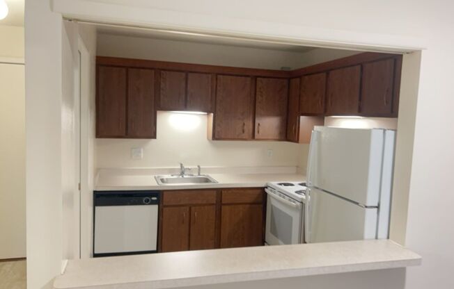 1 bed, 1 bath, 550 sqft, $1,035, Unit 104