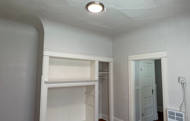 1 bed, 1 bath, 455 sqft, $1,095, Unit 307