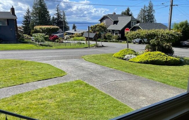 Edmonds View Home