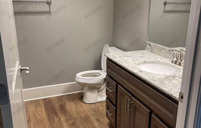 2 beds, 2 baths, 1,000 sqft, $1,300, Unit Suite 50