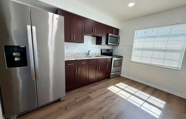 2 BEDROOM 1 BATHROOM IN SOUTH TAMPA !!!