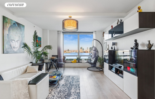 2 beds, 2 baths, 1,190 sqft, $8,650, Unit 16G