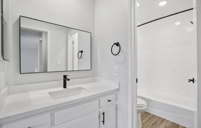 1 bed, 1 bath, 695 sqft, $1,898, Unit 319