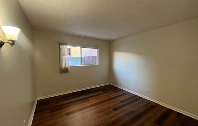 2 beds, 1 bath, 925 sqft, $2,595, Unit 13811