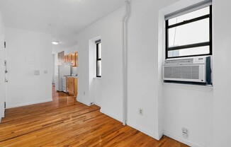 1 bed, 1 bath, $3,795, Unit 13