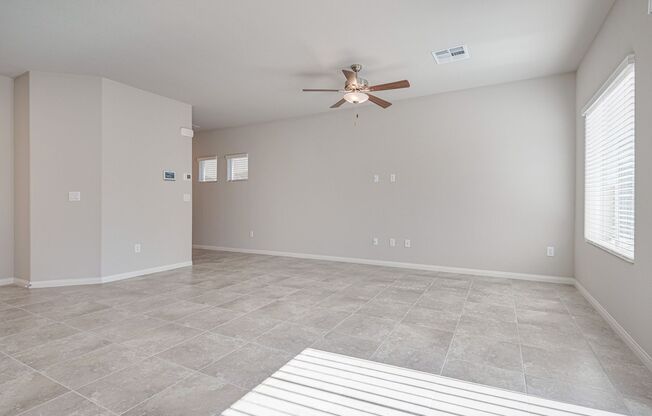 Brand New Never Been Lived In Home in Valley Vista!