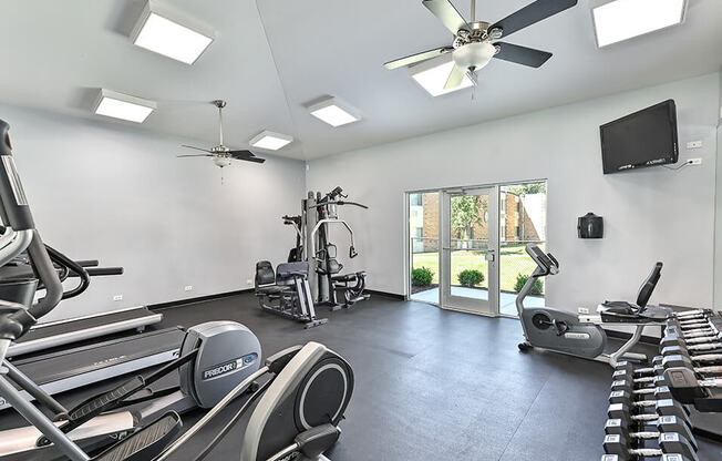 apartment with 24-Hour Fitness Center