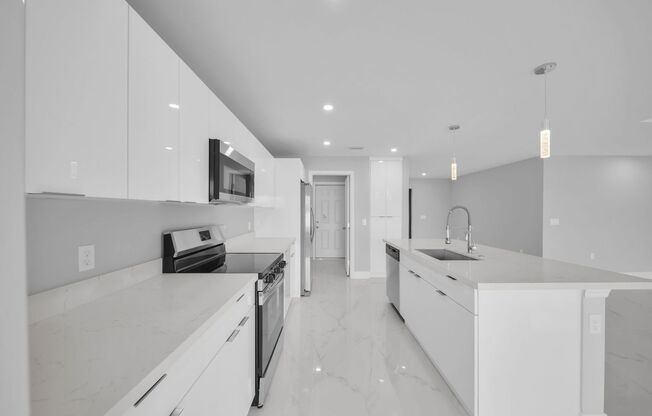 Be the first in occupy this 2025 constructed home in the vibrant city of Cape Coral, FL! Qualify for a deposit-free option and save on move-in costs!