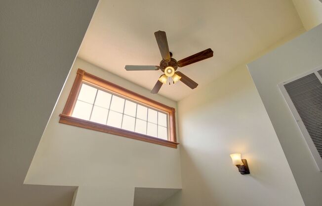 1 bed, 1.5 baths, 690 sqft, $1,350, Unit CL - 3391