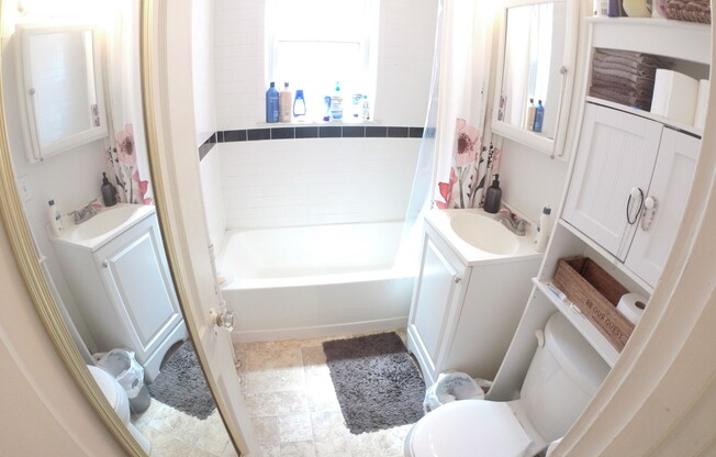 1 bed, 1 bath, $2,300, Unit 11