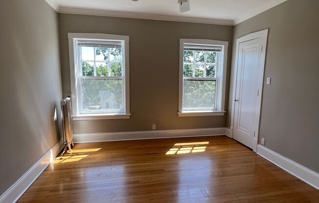 Beautiful Vintage Apartments Near Downtown Evanston