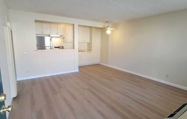 37 unit building close to CSUN!
