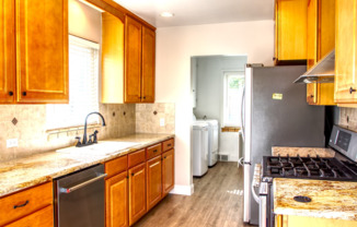 3 beds, 1 bath, $3,000