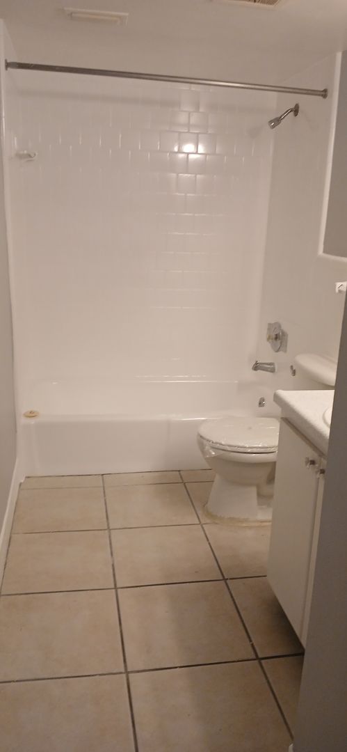 2 beds, 1.5 baths, 980 sqft, $1,500, Unit 248