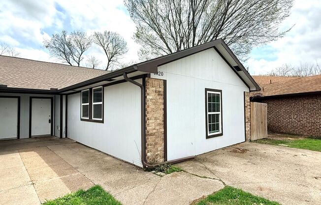 1020-1022 Vera Court