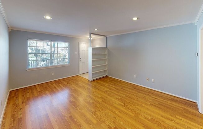 1 bed, 1 bath, 500 sqft, $999, Unit 222