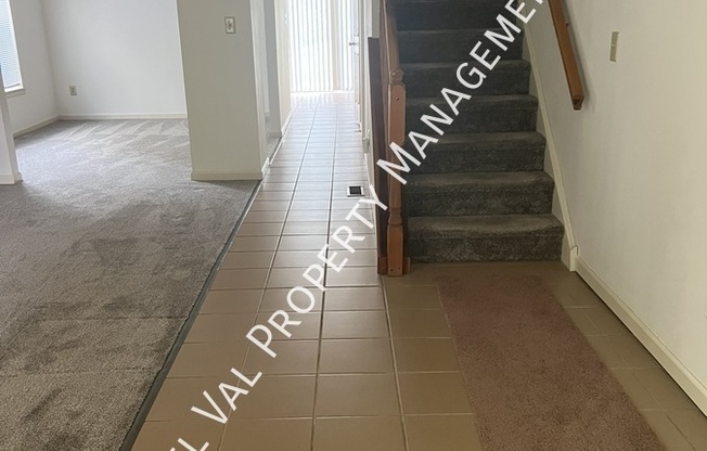 321 W 3 AVE