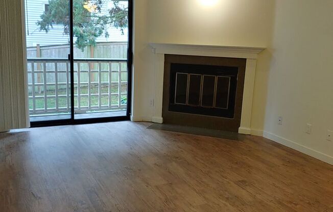 1 bed, 1 bath, 610 sqft, $1,725, Unit A109