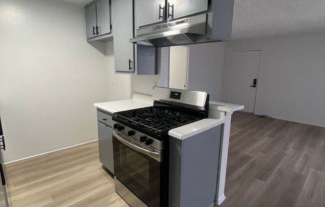 2 beds, 2 baths, 900 sqft, $2,450, Unit 106