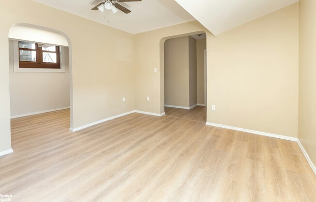 121 72 ST
