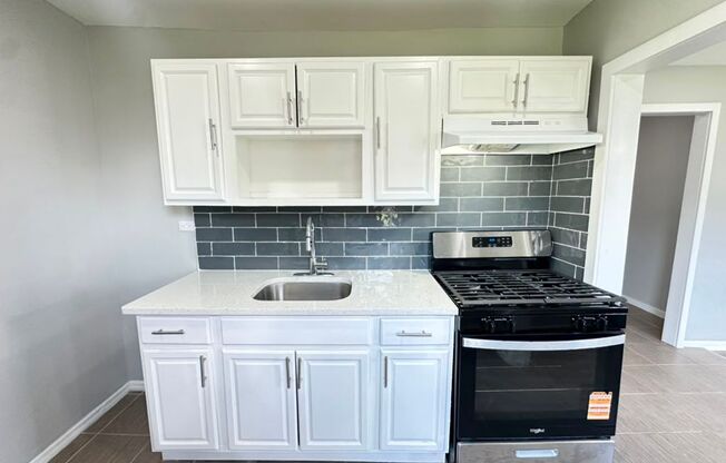 1 bed, 1 bath, 750 sqft, $1,475, Unit APT U-1