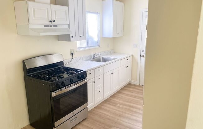 1 bed, 1 bath, 603 sqft, $1,650, Unit A