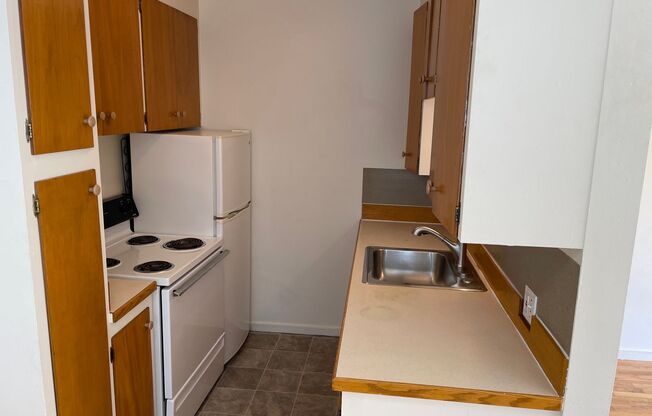 1 bed, 1 bath, $1,450, Unit Unit 4