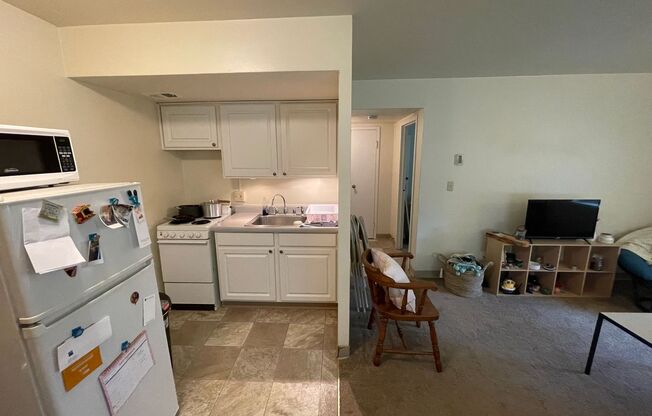 1 bed, 1 bath, $895, Unit 413