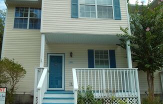 3 beds, 2.5 baths, $2,400