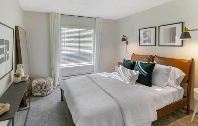 Bedroom at Delphine on Diamond, San Francisco, California