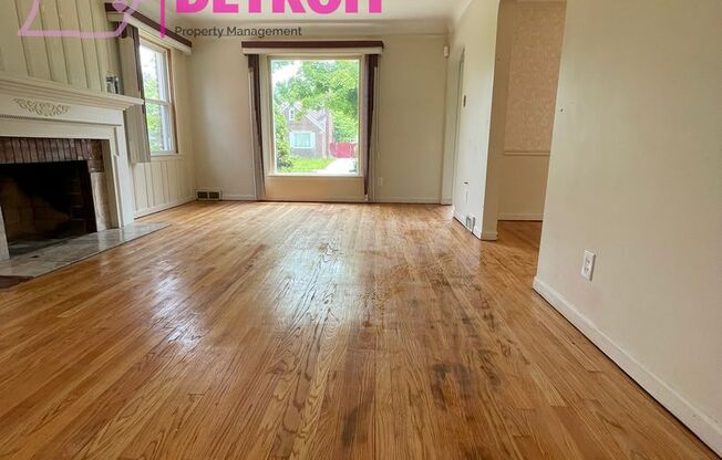 3 BEDROOM 1 BATH BUNGALOW FREE PRE-SCREEN