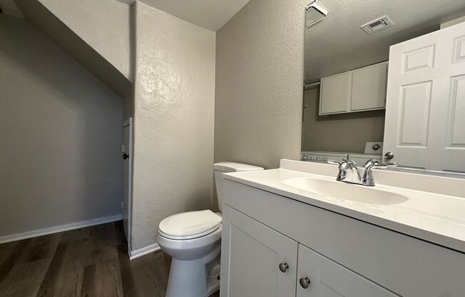 2 beds, 2.5 baths, $1,350