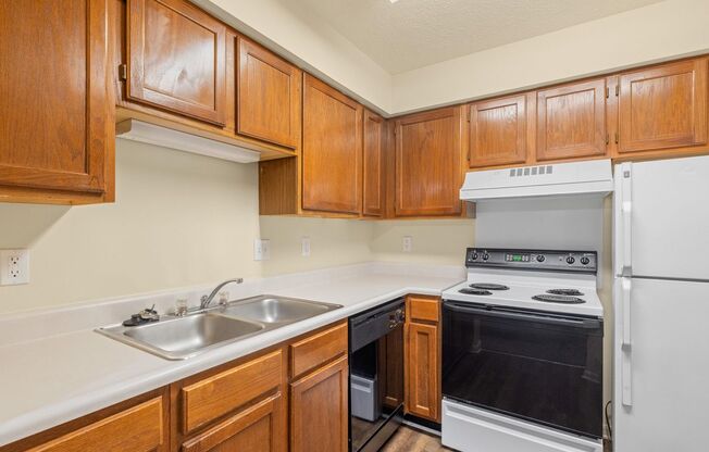 2 beds, 1 bath, $1,055