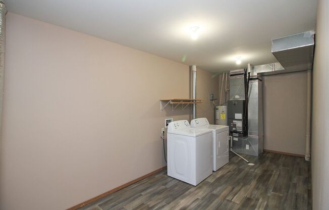 1 bed, 1 bath, 962 sqft, $1,155, Unit 4109-11