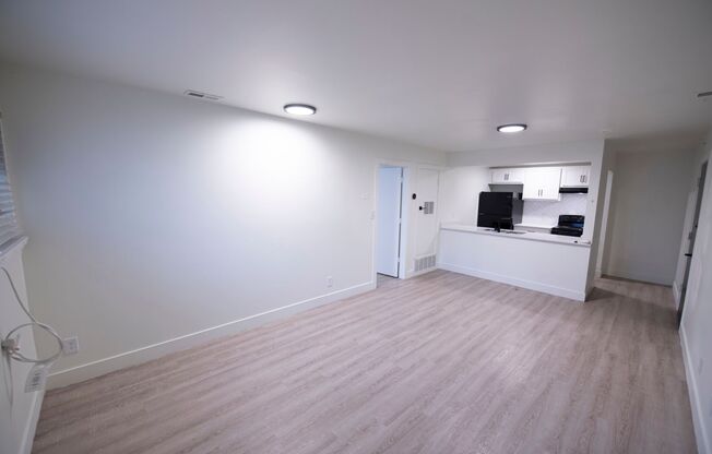 1 bed, 1 bath, 599 sqft, $1,295, Unit 15