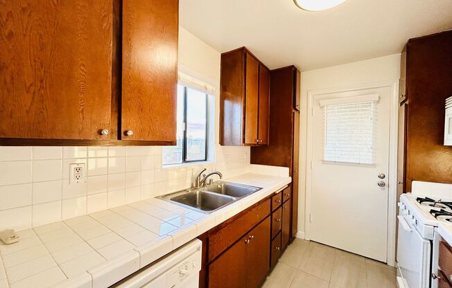 1 bed, 1 bath, $2,895, Unit 311